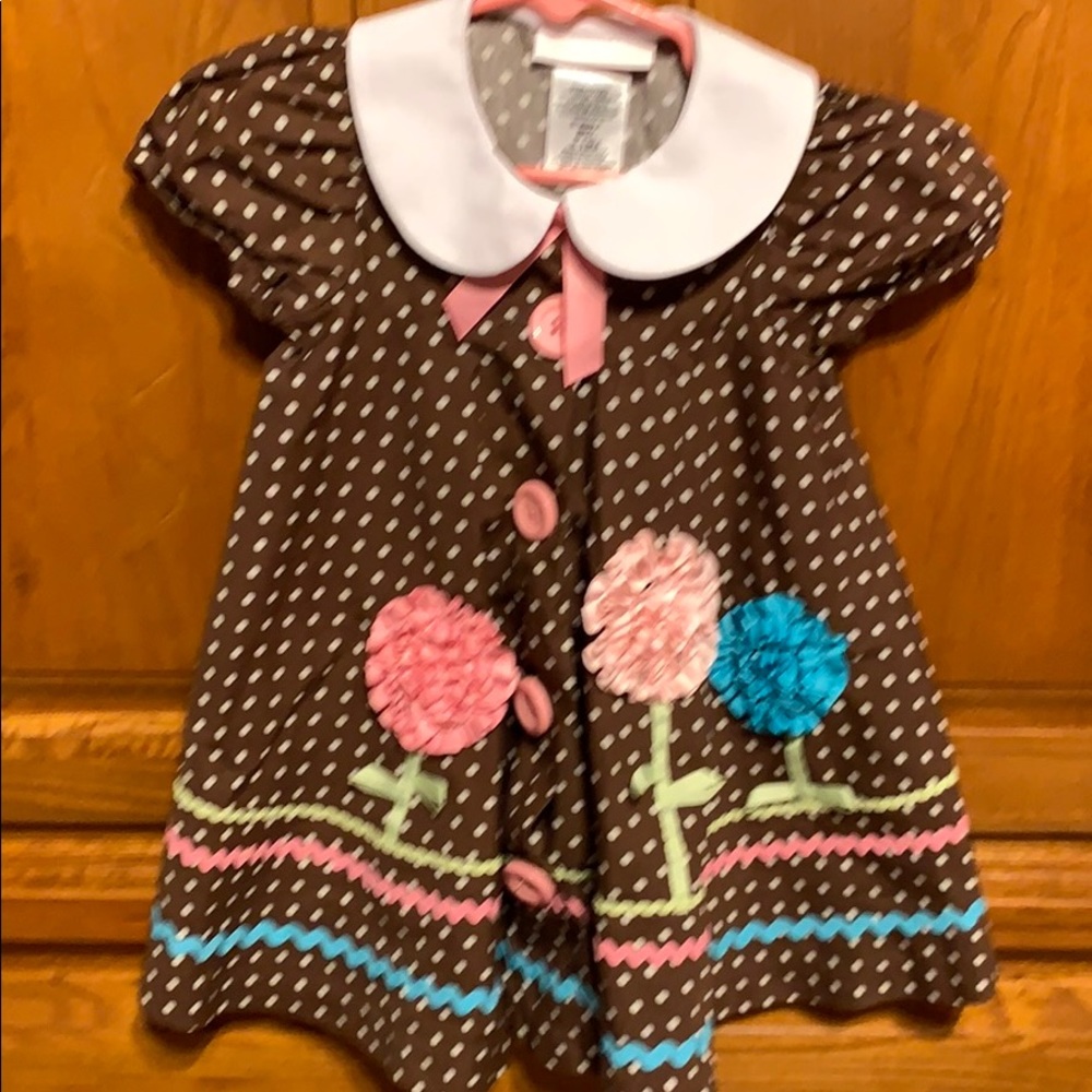 Baby girl dress with bloomers